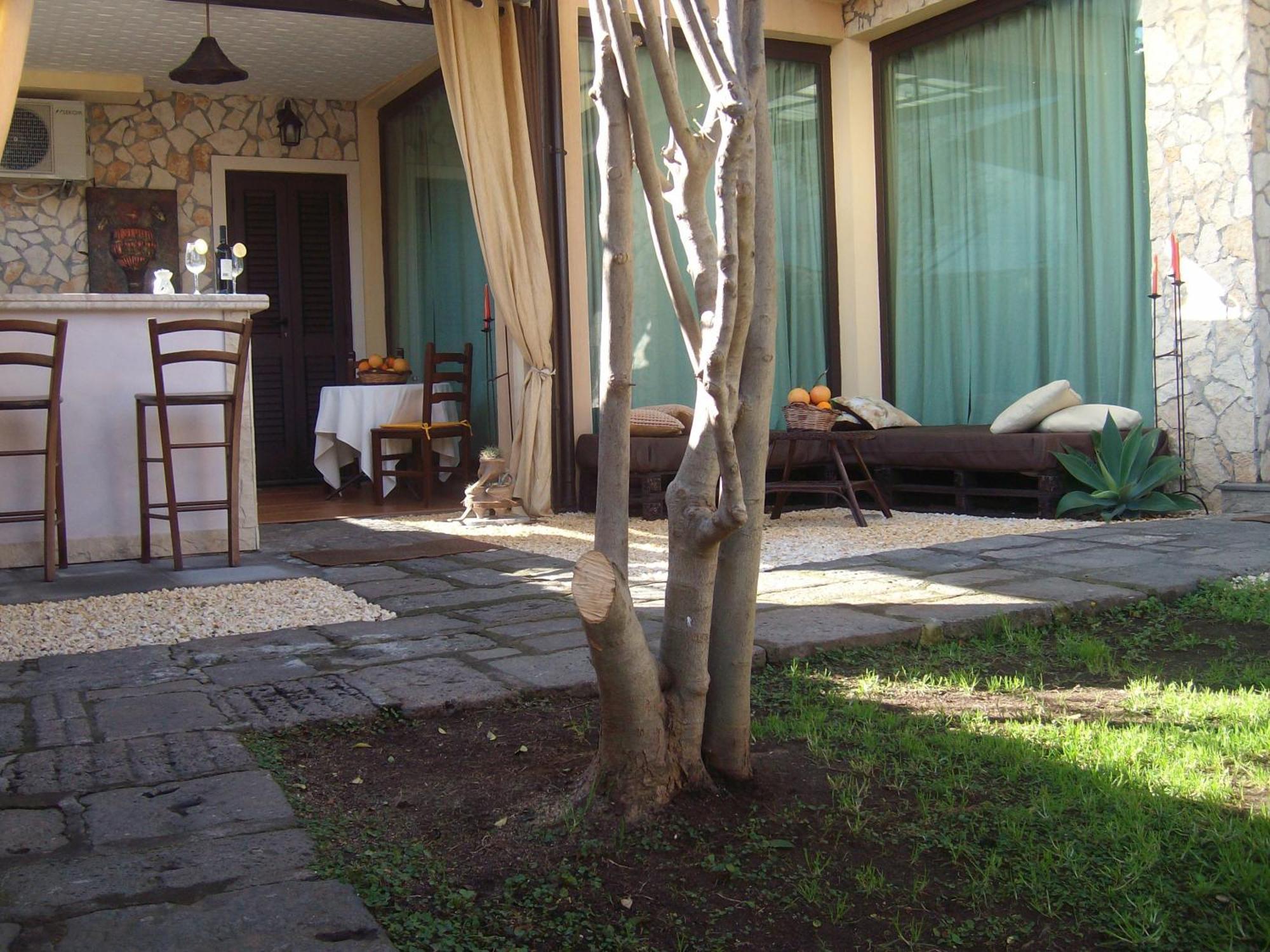 Villa Singola -Sole-Luna-Casavilladusoleil Ачиреале Екстериор снимка