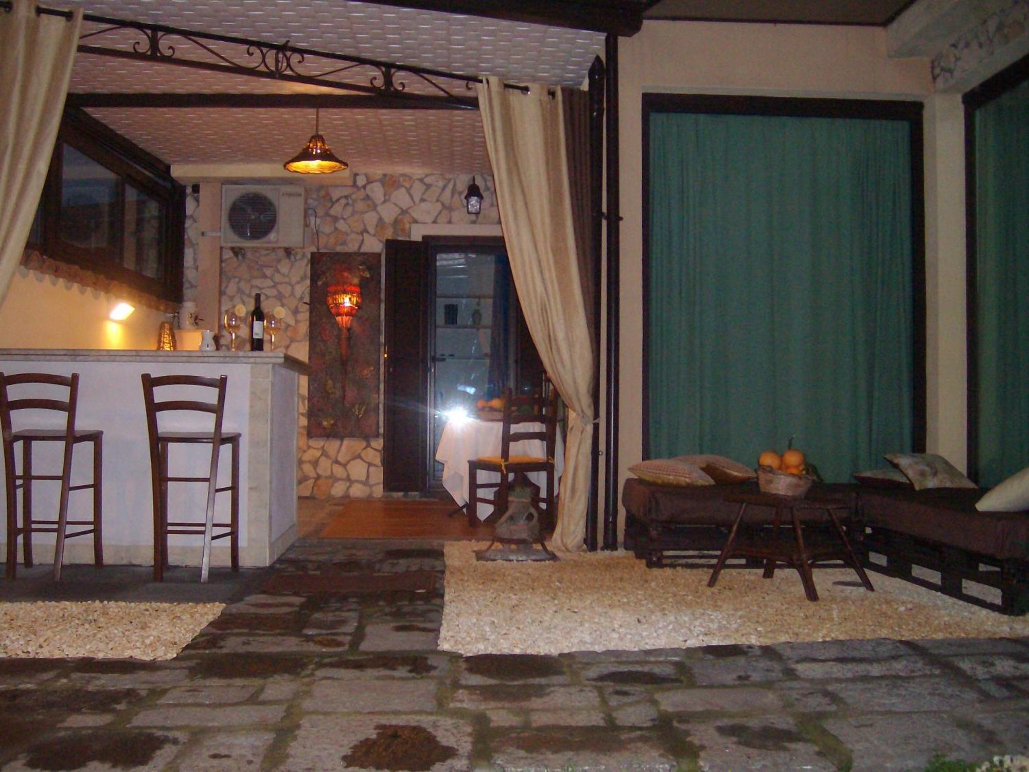 Villa Singola -Sole-Luna-Casavilladusoleil Ачиреале Екстериор снимка