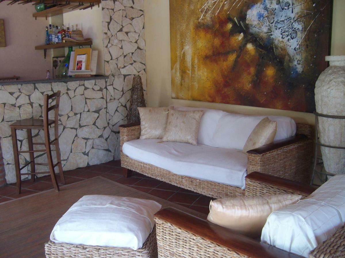 Villa Singola -Sole-Luna-Casavilladusoleil Ачиреале Екстериор снимка